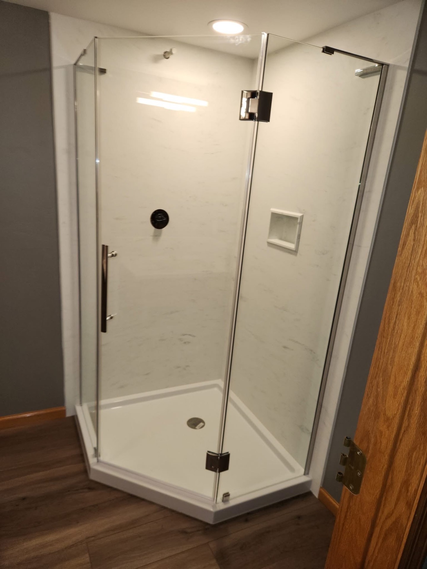 Frameless Glass Shower